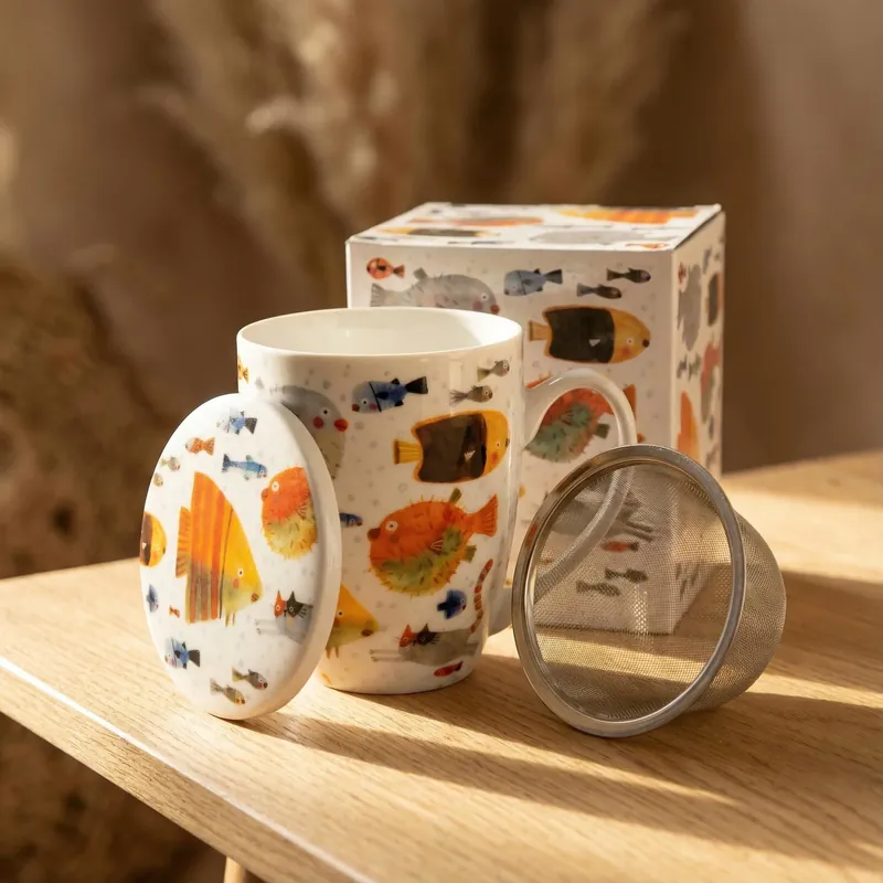Kup online Kubek porcelanowy z zaparzaczem DUO SEASIDE RYBY 360 ml