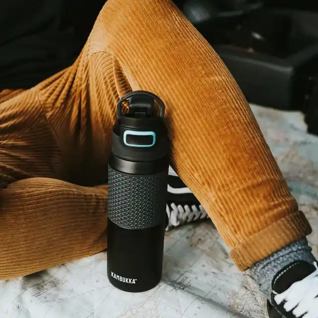 Dostępne od ręki KAMBUKKA Elton Insulated Nightfall 0,75 l - termos / butelka termiczna ze stali nierdzewnej
