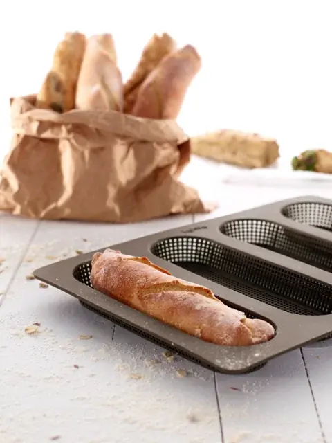 LEKUE Baguette brązowa - forma do minibagietek silikonowa Premium