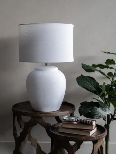 Biała lampa stołowa z abażurem Classic Textured 57,5 cm ceramiczna podstawa Promocja
